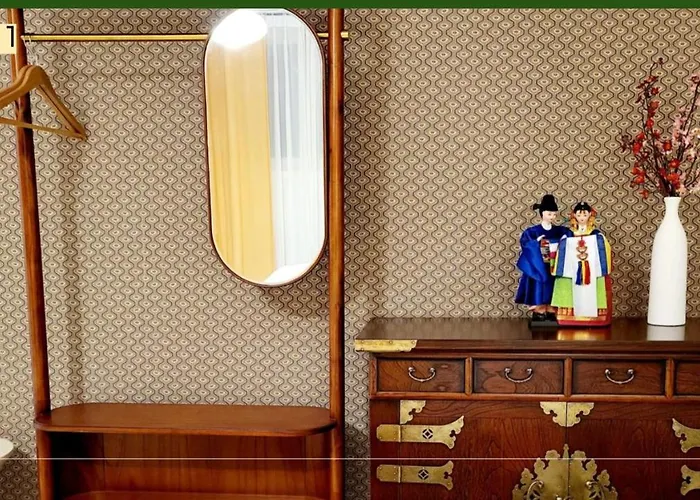 Underhill Apartment